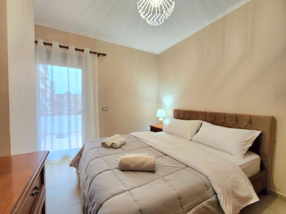 One Bd Flat Near Center With 24H Self Check In Διαμέρισμα Τίρανα Εξωτερικό φωτογραφία